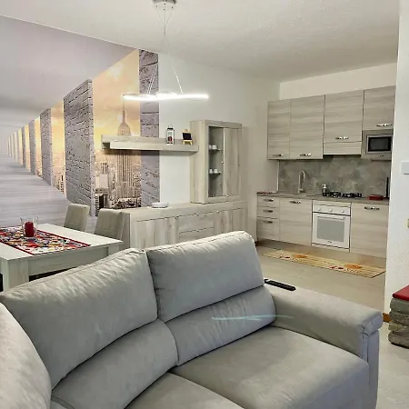 Apartment Lukas Con Il Cuore 3 Al Piano Terra E 1 In Taverna