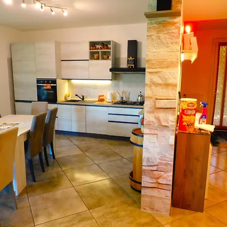 Apartment Lukas Con Il Cuore 3 Al Piano Terra E 1 In Taverna Merone