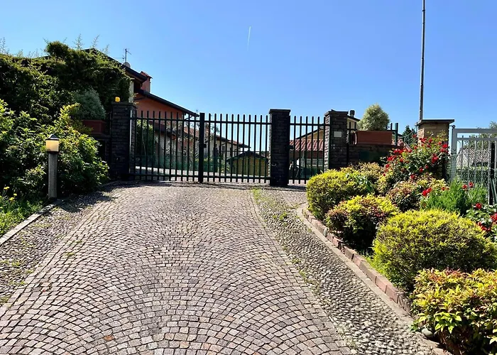 Lukas Con Il Cuore 3 6 Pers E Giardino Privato * Merone