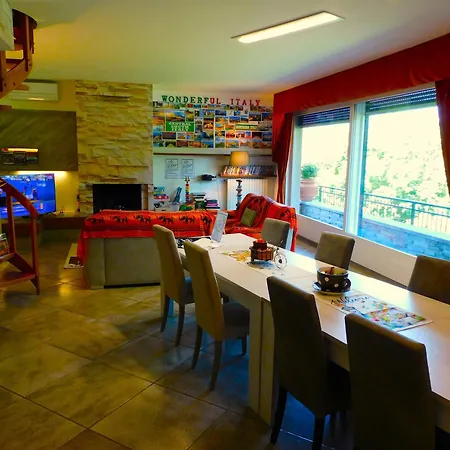 Lukas Con Il Cuore 3 Al Piano Terra E 1 In Taverna